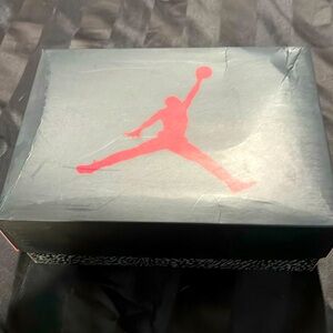 Air Jordan box